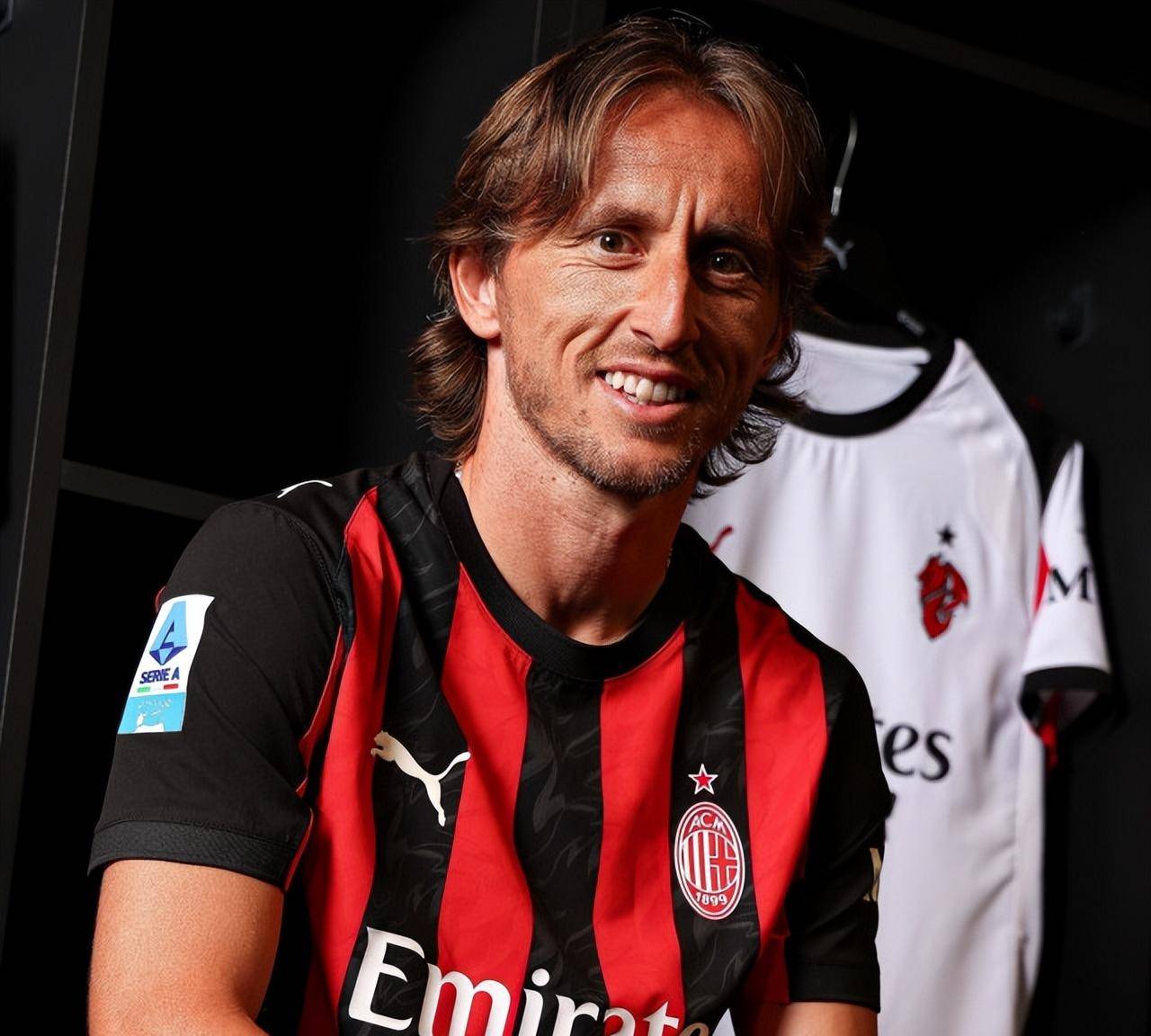 里弗斯称亚历山大若为美国人将成NBA最大牌球星